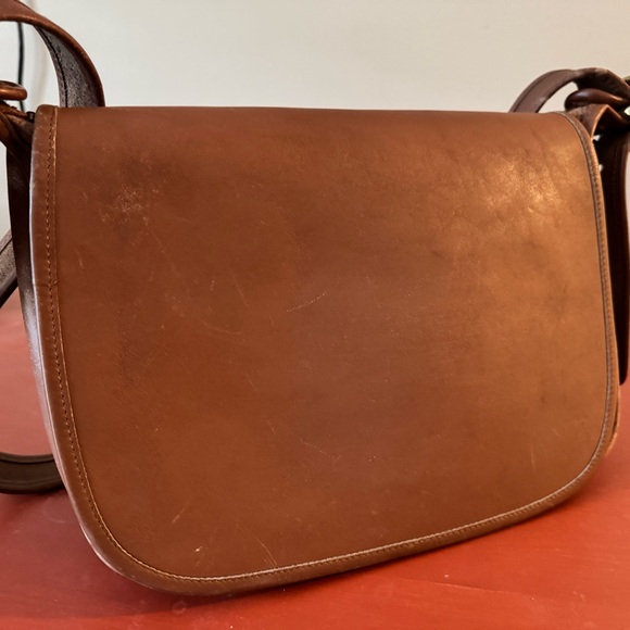 Vintage coach leather bags, used condition with signs of used all overs. - Picture 12 of 14